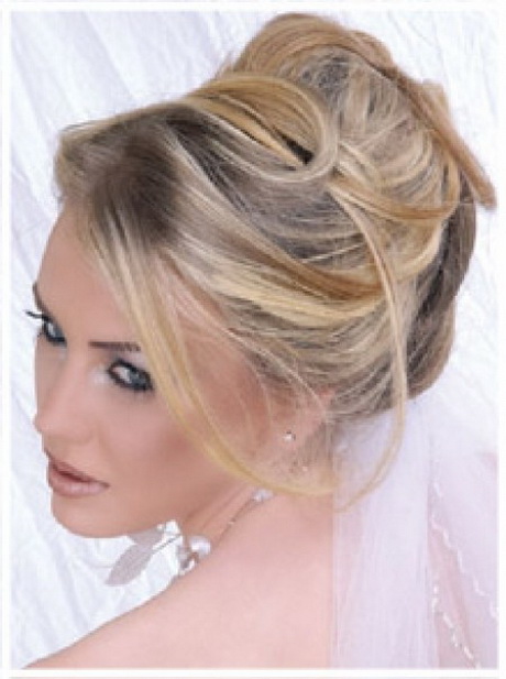 Chignon mariée haut chignon-marie-haut-78-4 