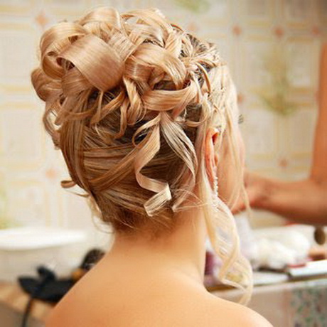 Coiffure de mariage cheveux mi long coiffure-de-mariage-cheveux-mi-long-74-6 