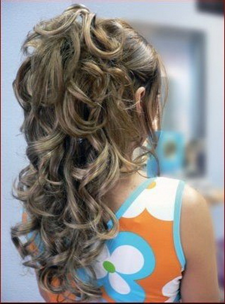Coiffure pour mariage invité cheveux long coiffure-pour-mariage-invit-cheveux-long-77-15 