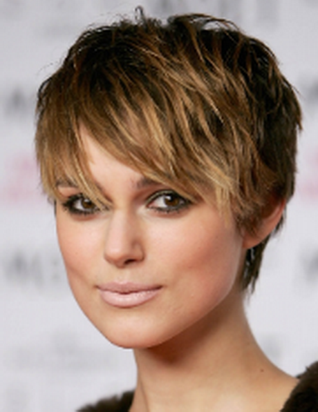 Coiffure tendance cheveux courts coiffure-tendance-cheveux-courts-80 