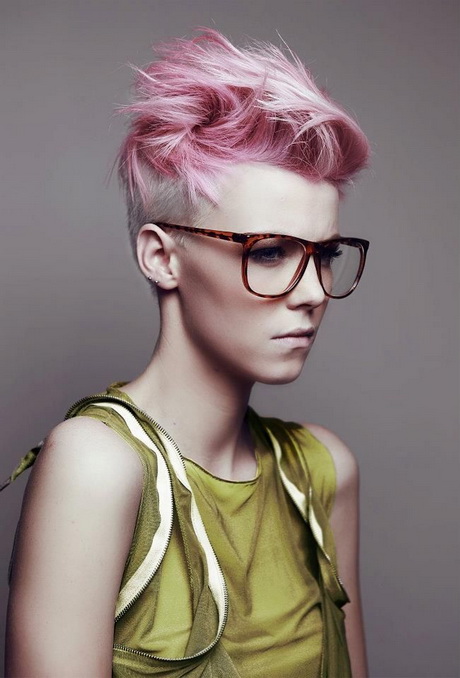 Coupe courte cheveux femme 2015 coupe-courte-cheveux-femme-2015-84-12 