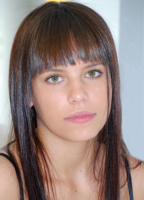 cheveux avec frange coupe de cheveux femme avec frange cheveux avec frange coupe de cheveux femme avec frange