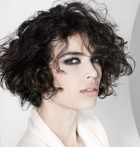 Coupe de cheveux ondulés femme coupe-de-cheveux-onduls-femme-08-11 