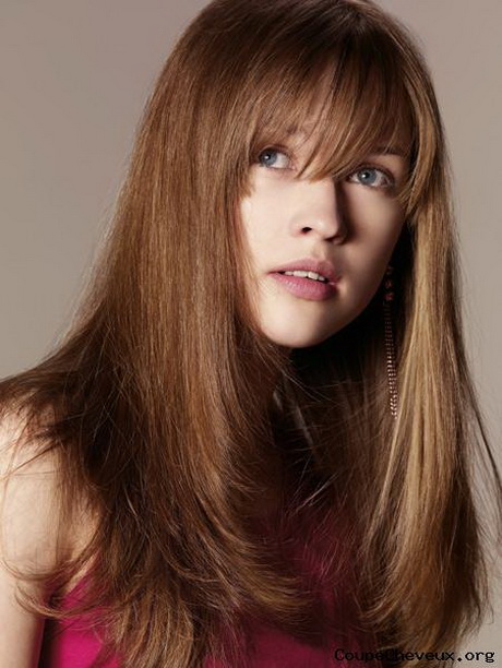 Photo coupe de cheveux long femme photo-coupe-de-cheveux-long-femme-18-10 