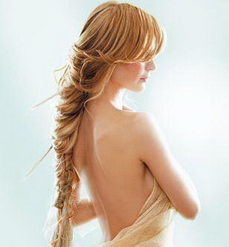 Photo de coiffure cheveux long photo-de-coiffure-cheveux-long-09-9 