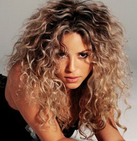 Shakira cheveux court shakira-cheveux-court-12-8 