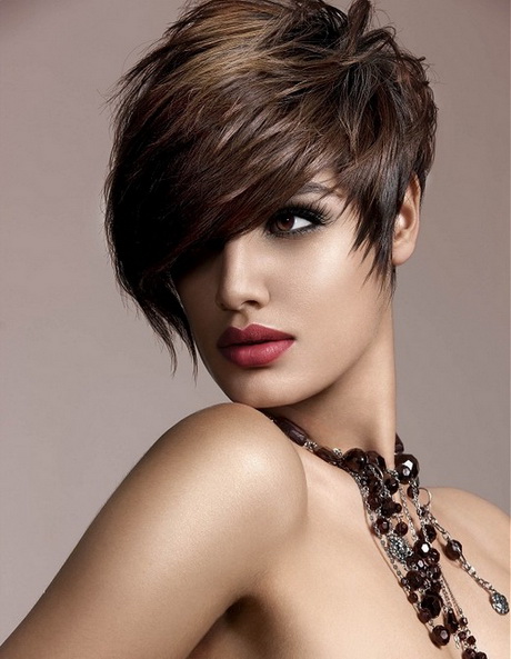 Coupe Stylé Femme style coupe de cheveux femme Coupe Stylé Femme style coupe de cheveux femme