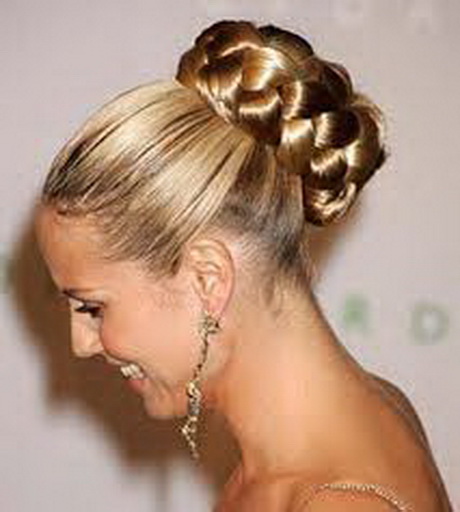 Coiffure gros chignon coiffure-gros-chignon-56_17 