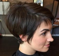 Coiffure femme cheveux courts 2018 coiffure-femme-cheveux-courts-2018-35_19 