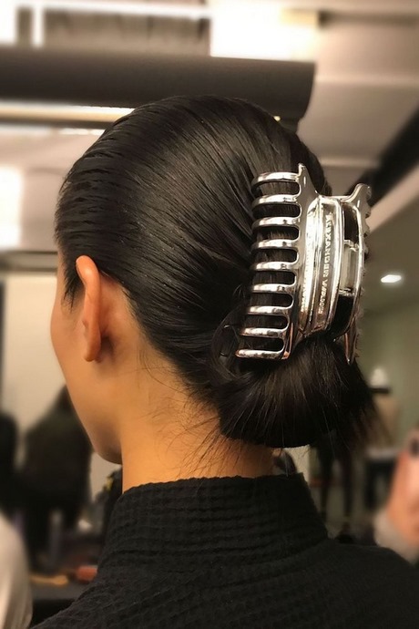 Chignon tendance 2019 chignon-tendance-2019-89_17 