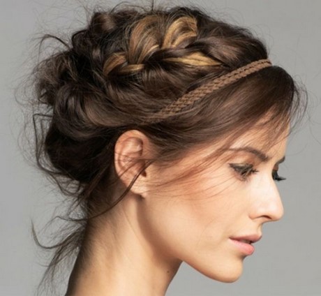 Chignon tressé cheveux long chignon-tress-cheveux-long-14_2 