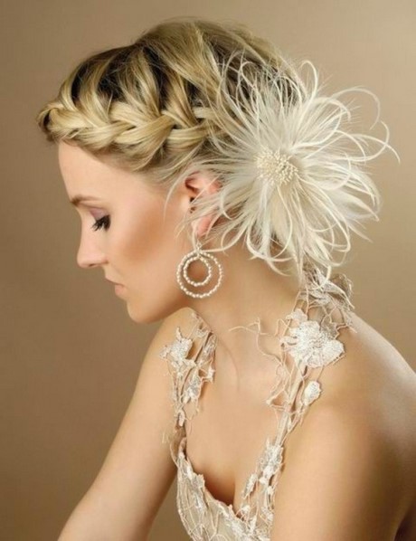 Coiffure mariage 2019 cheveux mi long coiffure-mariage-2019-cheveux-mi-long-50_13 