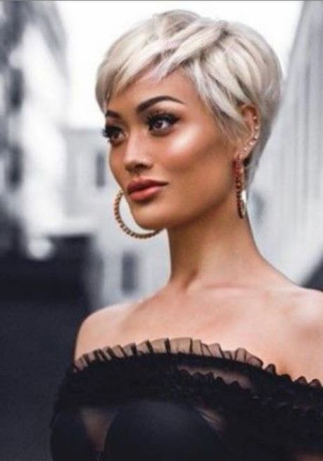 Coiffure tendance 2019 cheveux court coiffure-tendance-2019-cheveux-court-39_10 