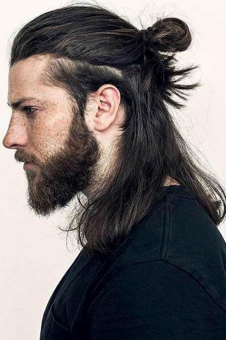 Coiffure homme 2021 long coiffure-homme-2021-long-17_7 