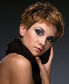 Modele coiffure courte visage rond modele-coiffure-courte-visage-rond-16_11 