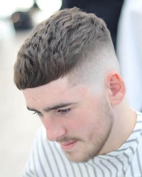 Coupe homme cheveux court 2020 coupe-homme-cheveux-court-2020-32_13 