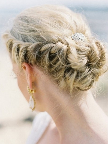 Chignon bas avec tresse chignon-bas-avec-tresse-30_11 