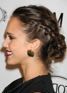 Chignon bas avec tresse chignon-bas-avec-tresse-30_13 