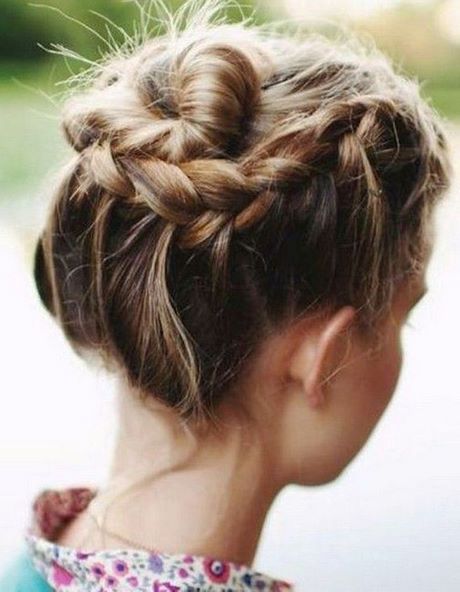 Coiffure chignon simple et rapide coiffure-chignon-simple-et-rapide-57_3 