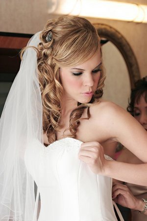 Coiffure mariage cheveux bouclés longs coiffure-mariage-cheveux-boucles-longs-42_6 