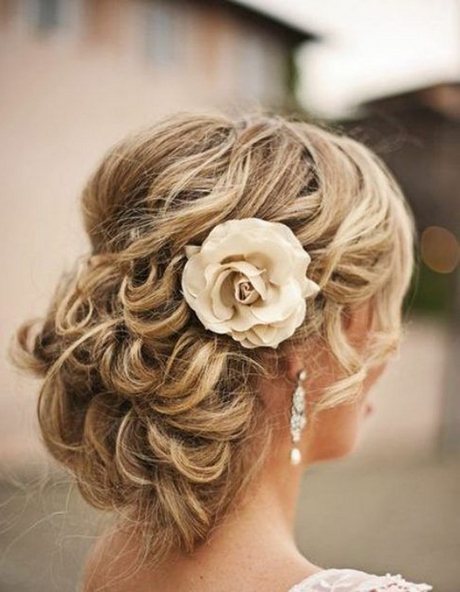 Coiffure mariage chignon lache coiffure-mariage-chignon-lache-16_10 