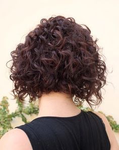 Coupe carre degrade cheveux frises coupe-carre-degrade-cheveux-frises-22_19 