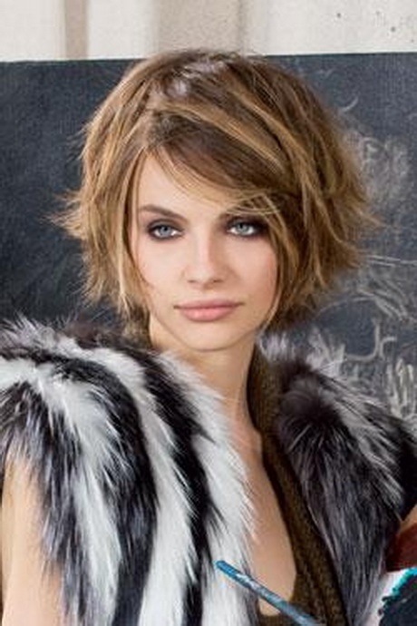 Coupes De Cheveux Degrades Courts