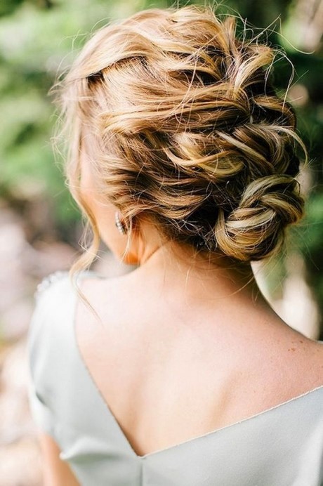 Chignon chic pour mariage chignon-chic-pour-mariage-04_10 