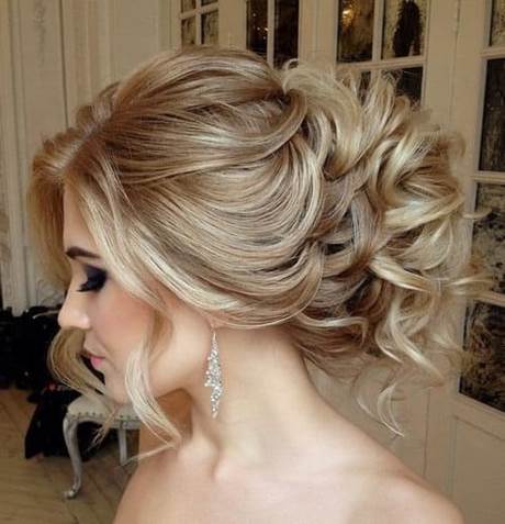 Chignon elegant mariage chignon-elegant-mariage-70_13 