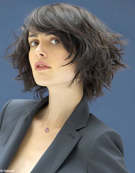 Modele coupe cheveux courts 2021 modele-coupe-cheveux-courts-2021-50_7 