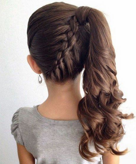 Coiffure petite fille cheveux long mariage coiffure-petite-fille-cheveux-long-mariage-12_17 