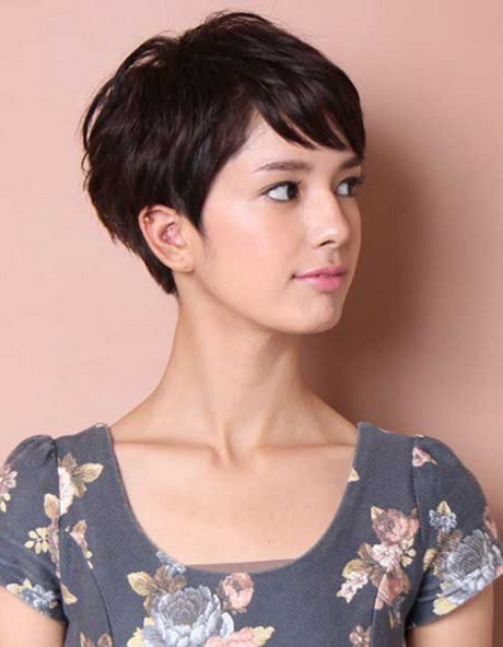 Coupe cheveux fille court coupe-cheveux-fille-court-25_12 