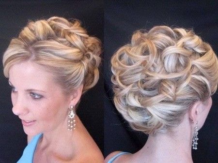 Chignon cheveux frisés mariage chignon-cheveux-friss-mariage-74_17 