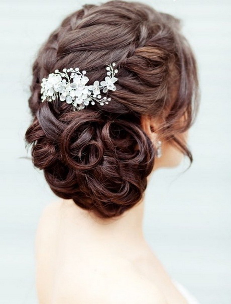 Chignon mariage avec boucle chignon-mariage-avec-boucle-38_3 