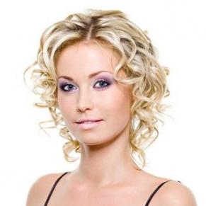 Coiffure pour cheveux frisés courts coiffure-pour-cheveux-friss-courts-85_8 