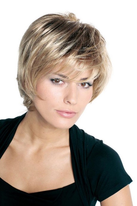 Coupe cheveux femme court degradé effilé coupe-cheveux-femme-court-degrade-effile-29_17 