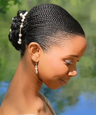 Coiffure africaine avec cheveux naturels coiffure-africaine-avec-cheveux-naturels-11_18 