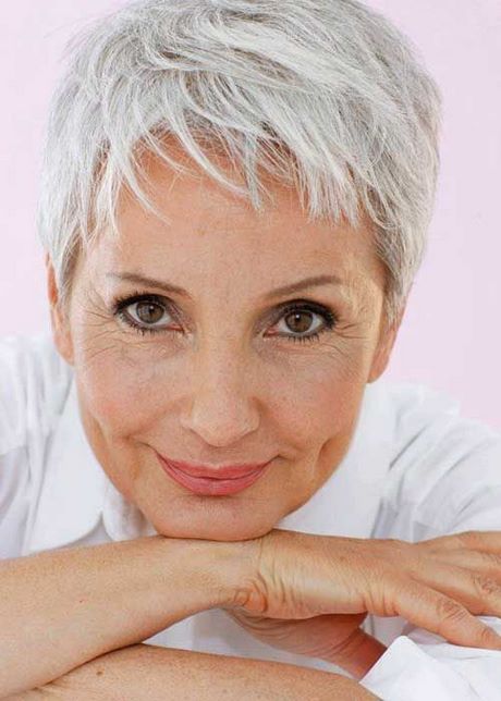 Coupe cheveux gris femme 60 ans coupe-cheveux-gris-femme-60-ans-52_8 