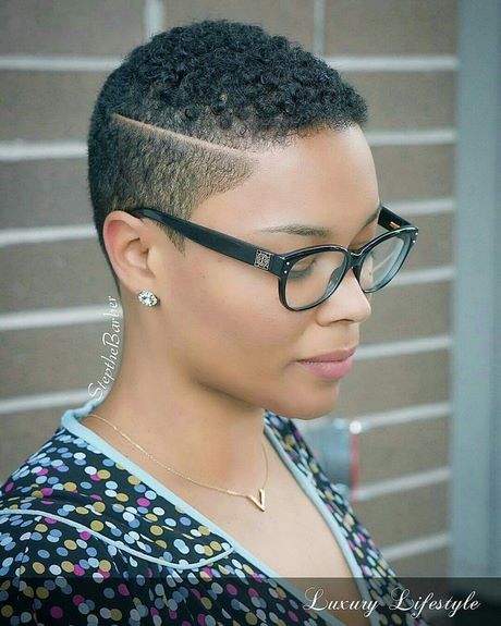 Coupe femme noire courte coupe-femme-noire-courte-00 