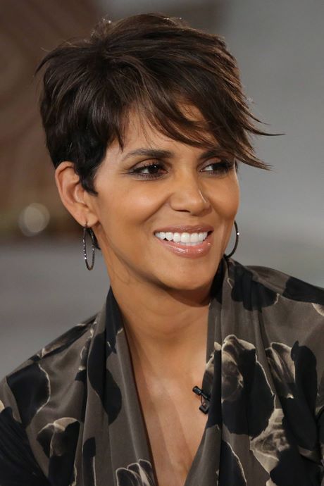 Halle berry coupe courte halle-berry-coupe-courte-41_11 