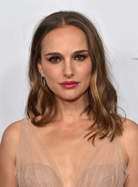 Natalie portman cheveux courts natalie-portman-cheveux-courts-43_8 