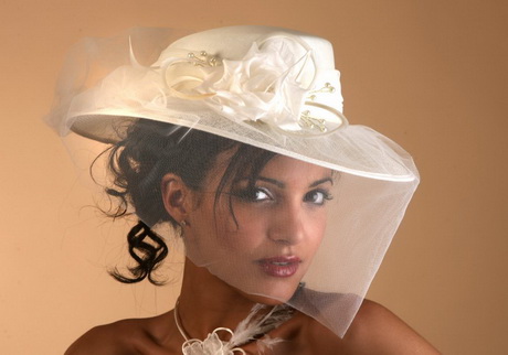 Coiffure mariage chapeau coiffure-mariage-chapeau-25-17 