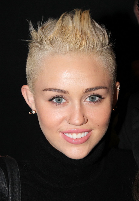 Miley cyrus cheveux court miley-cyrus-cheveux-court-40-2 