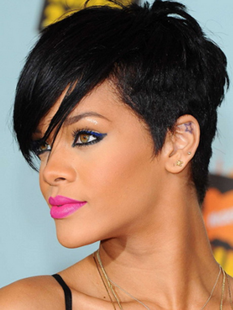 Rihanna cheveux court rihanna-cheveux-court-10-10 