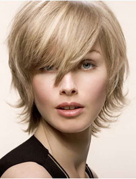 Modèles de coiffures courtes femmes modeles-de-coiffures-courtes-femmes-49_14 