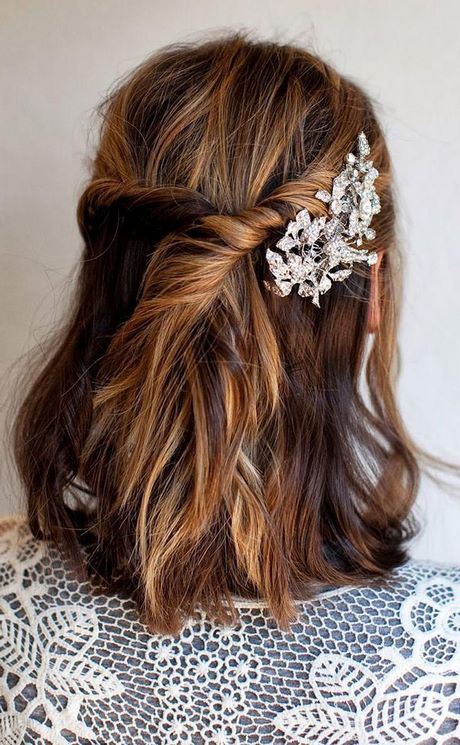 Coiffure femme mariage cheveux courts coiffure-femme-mariage-cheveux-courts-11_17 