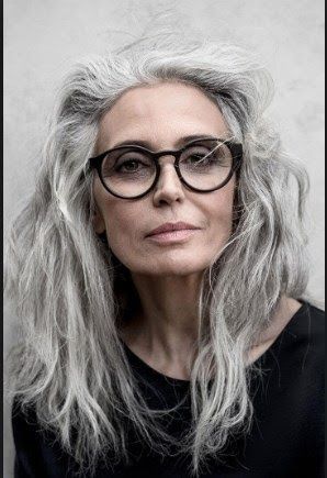 Coupe courte femme 60 ans avec lunettes coupe-courte-femme-60-ans-avec-lunettes-61_7 