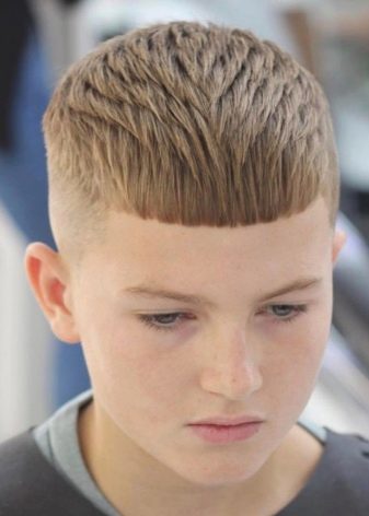 Modèle de coiffure garçon modele-de-coiffure-garcon-81_9 