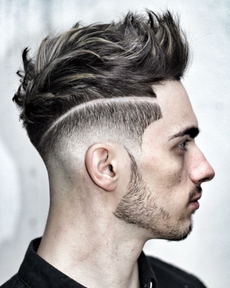 Coupe cheveux courts homme 2017 coupe-cheveux-courts-homme-2017-35_18 