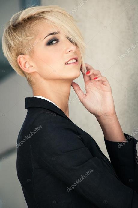 Blonde cheveux court blonde-cheveux-court-70_3 